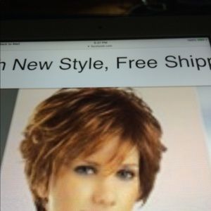 Meet your Posher, Cynthia